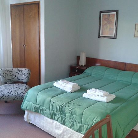 Iberia Hotel Olascoaga Neuquen Ngoại thất bức ảnh